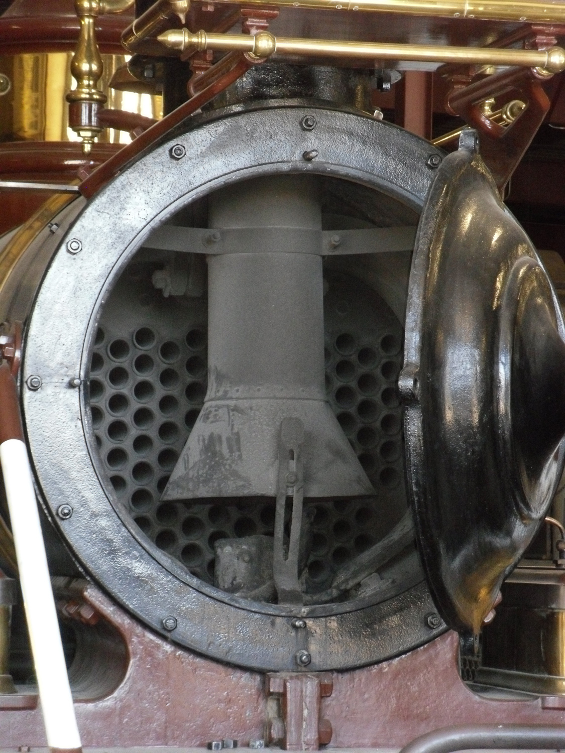 Close-up view of the Inyo boiler and venturi.